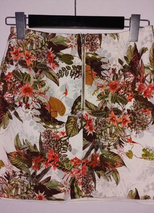 Спідниця / юбка з квітковим принтом4 фото
