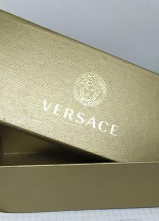 Фирменная коробочка от очков versace1 фото