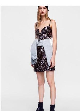 Платье, нарядноеи очень красивое zara (р.s)