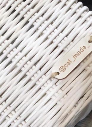 Плетена корзинка