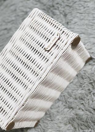 Плетена корзинка