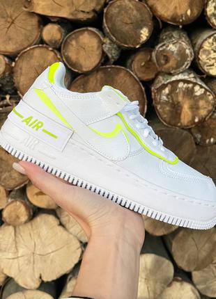 Женские кроссовки nike air force 1 shadow кожаные белые желтые