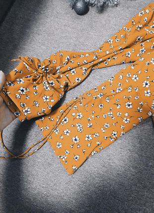 Стильне яскраве вільне плаття в квіти від mango7 фото