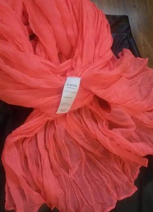 Тончайший шарф фирмы остин