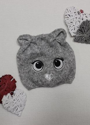 Шапка з вовною приблизно на 1-2 роки