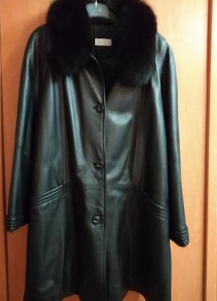 Кожаное пальто с мехом большой размер