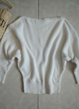 Вязаний светр білий