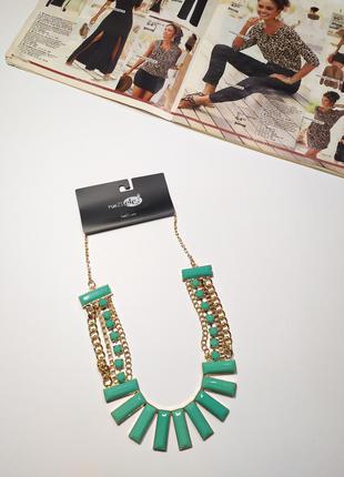 Красиве кольє