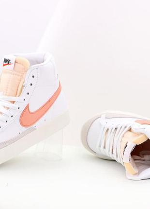 Кроссовки nike 4