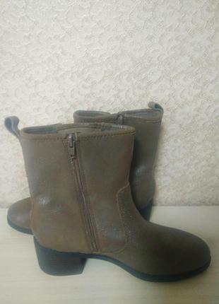 Стильные ботинки, челси, молния, кожа с направлением бренда clark's dark taupe leather7 фото