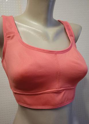 Топ спортивный с мягкой чашкой 85с