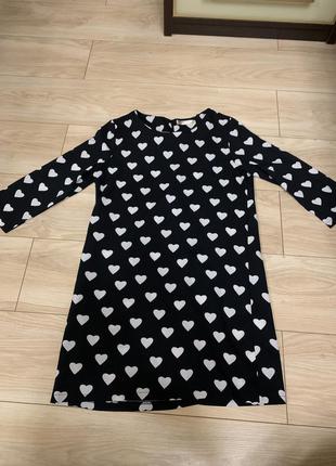 Платье с принтом сердце 🧡 красивое стильное модное нарядное