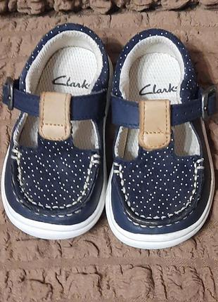 Дитячі черевички clarks, 11.5 см2 фото