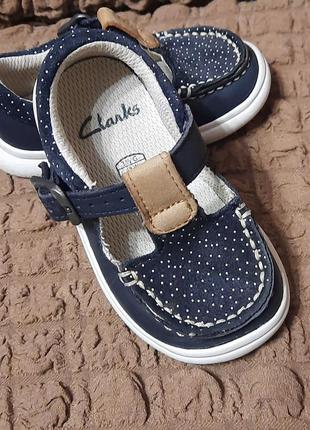 Дитячі черевички clarks, 11.5 см3 фото