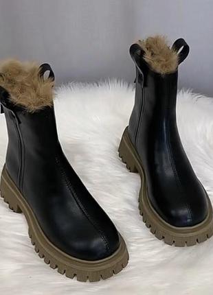 Стильные  зимние ботинки челси на коричневой подошве2 фото