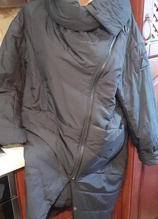 Модне демісезонне пальто "кокон"