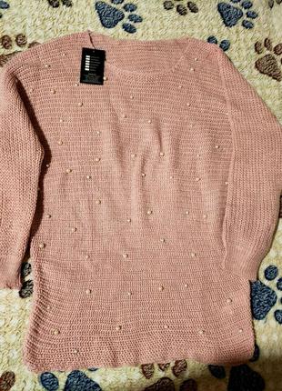 Светр оверсайз.