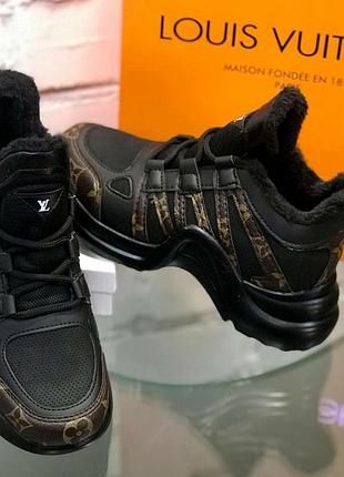 Зимние кроссовки,бренд, турция.