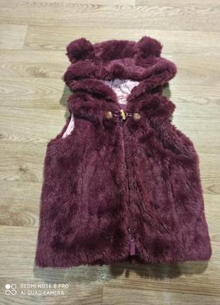 Меховая жилетка 3-4 года