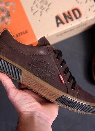 Мужские кожаные кеды levis chocolate classic