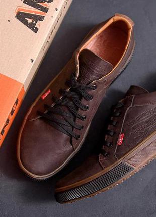 Мужские кожаные кеды levis chocolate classic