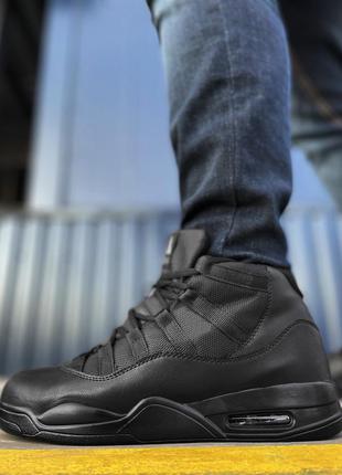 Кроссовки зимние