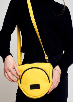 Жовта сумочка кроссбоди дизайнерська для стильних і яскравих дівчат4 фото