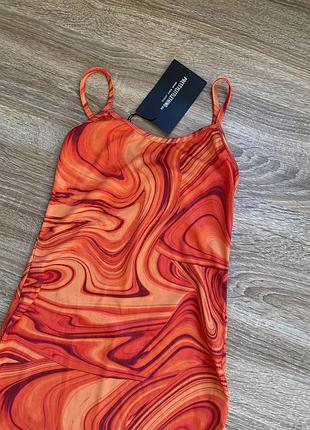 Платье на бретелях prettylittlething, plt2 фото