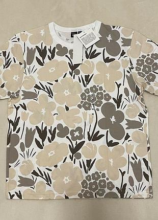Футболка marimekko від uniqlo