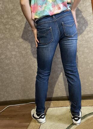 Темно - синие узкие джинсы ( скинни)2 фото
