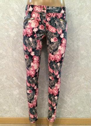 Коттоновые брюки в цветочный принт