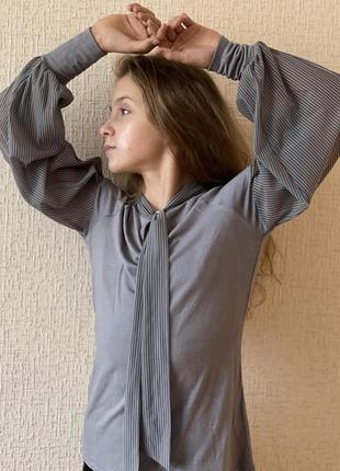 Сіра з широкими рукавами блуза6 фото