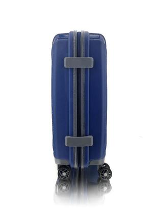 Дорожный чемодан пластиковый полипропилен snowball 84803 ручная кладь на 4 двойных колесах синий5 фото