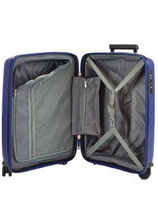 Дорожный чемодан пластиковый полипропилен snowball 91403 ручная кладь на 4 двойных колесах синий5 фото