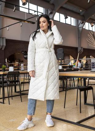 Модне молодіжне жіноче зимове пальто стокгольм біле2 фото