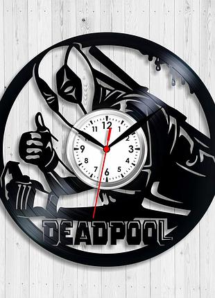 Дедпул годинник deadpool marvel вініл на стіну супергерой марвел годинник у спаню дідпул superhero 30 см
