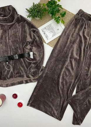 Костюм велюровий для дівчинки