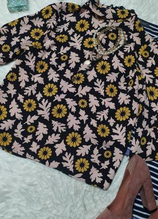 Блуза в цветочек размер s бренда topshop1 фото