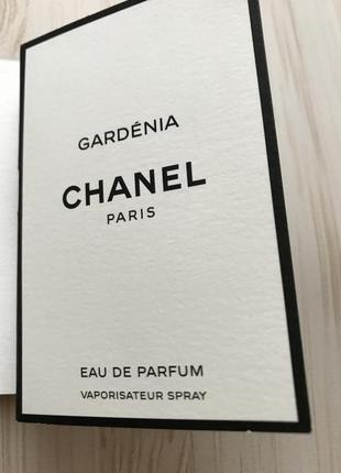 Пробники Chanel Pre-Owned contrasting toe cap booties