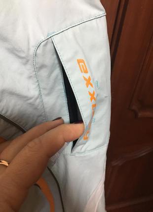 Гірськолижна куртка exxtasyb 10000mm watercolumn р. 40 пог-56см 100% nylon6 фото
