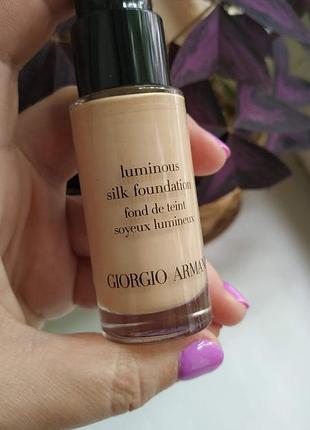 Тональний крем - armani luminous two-tone # 4.5