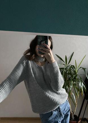 Серый свитер с чокером шерсть3 фото
