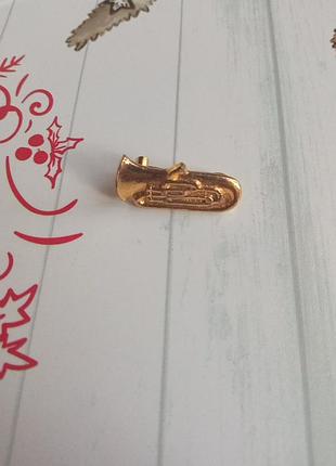 Брошь пин труба