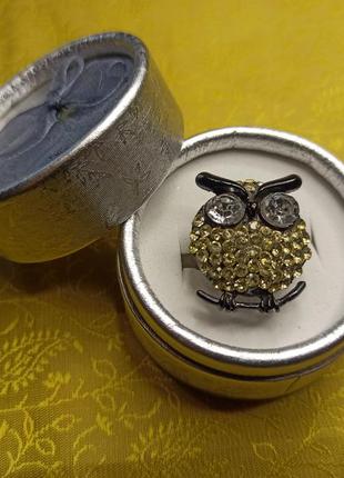 Стильне кільце сова зі стразами