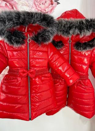 Зимове пальто на флісі всередині під пояс з натуральним хутром