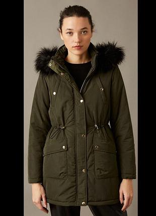 Парку осіння кольору хакі легка
