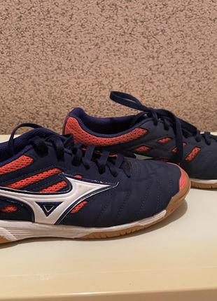 Футзалки mizuno 38.5 (24 см)1 фото