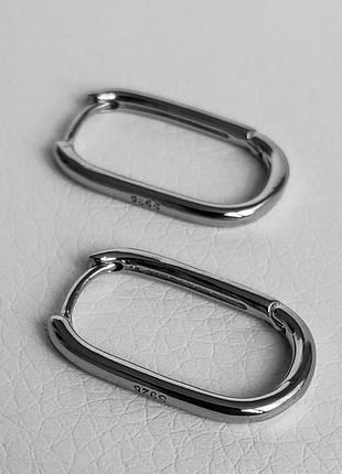 Стильные базовые серьги