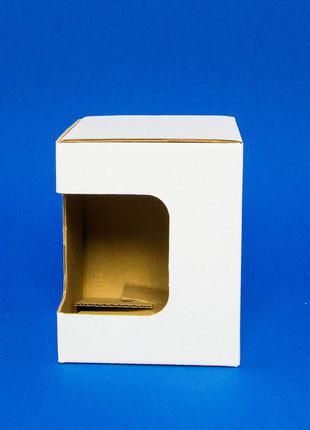 Картонная коробка для чашки с окошком3 фото