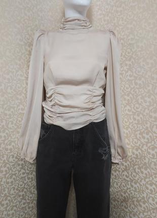 Нарядная блуза цвета айвори gina tricot